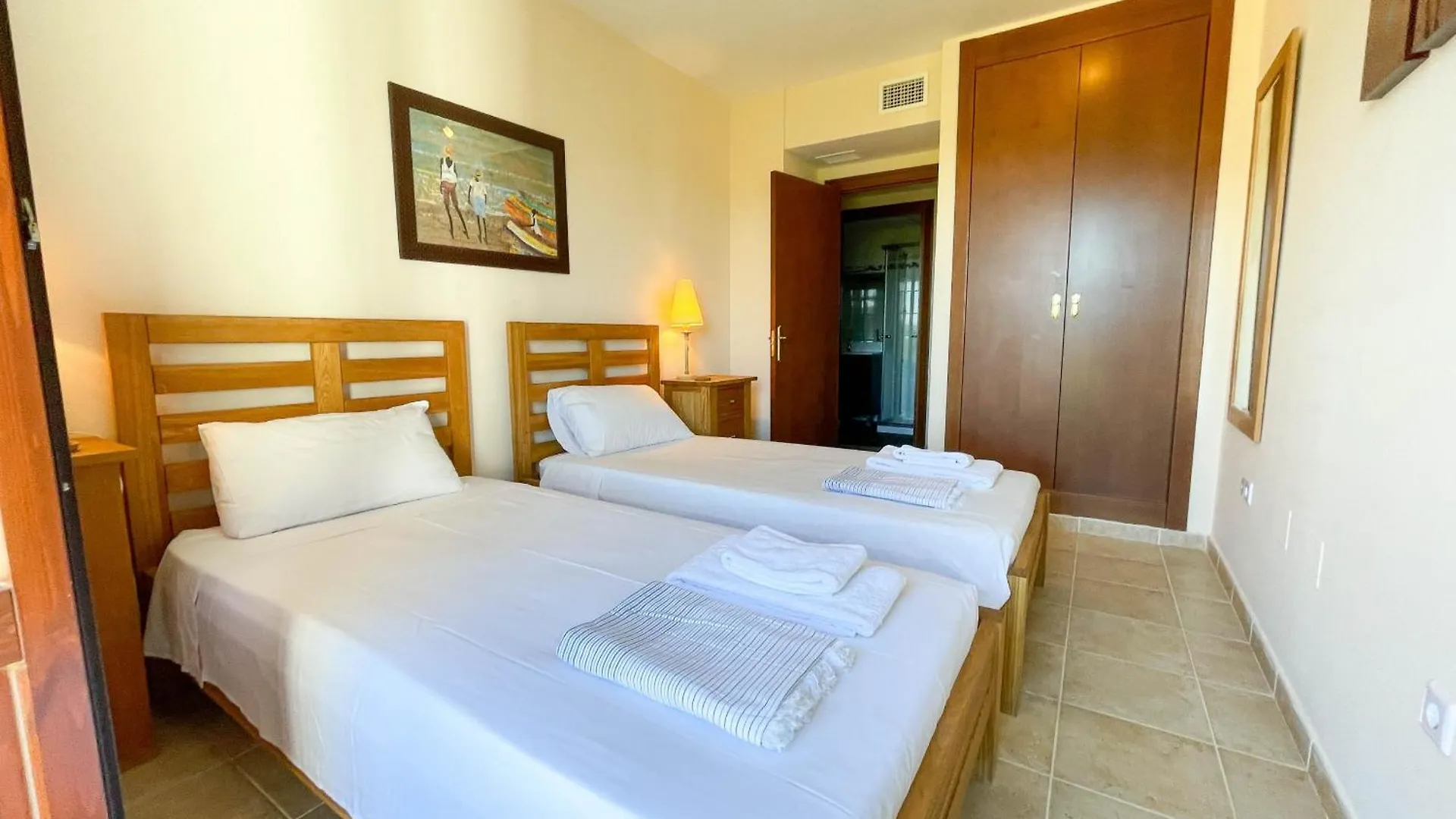 Bri02 Bright 2 Bedroom Apartment Ayamonte Spain