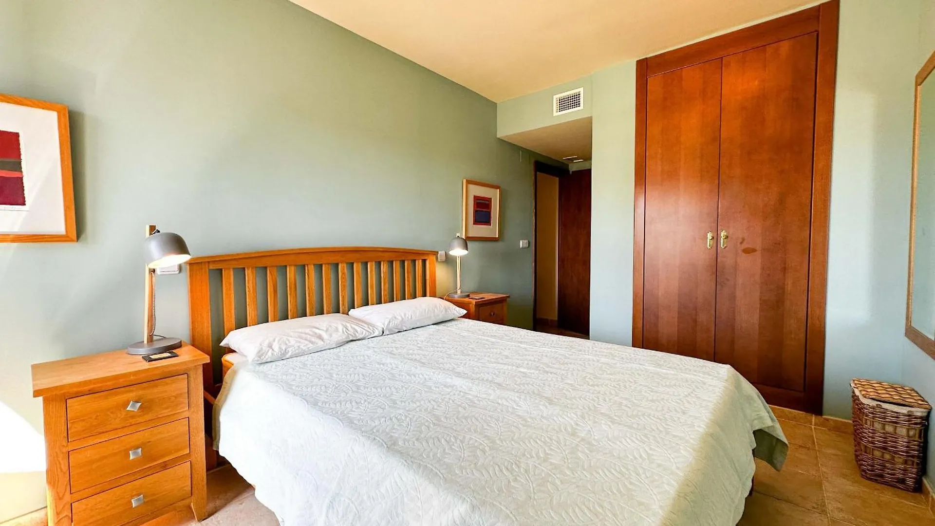 Bri02 Bright 2 Bedroom Apartment Ayamonte 0*,