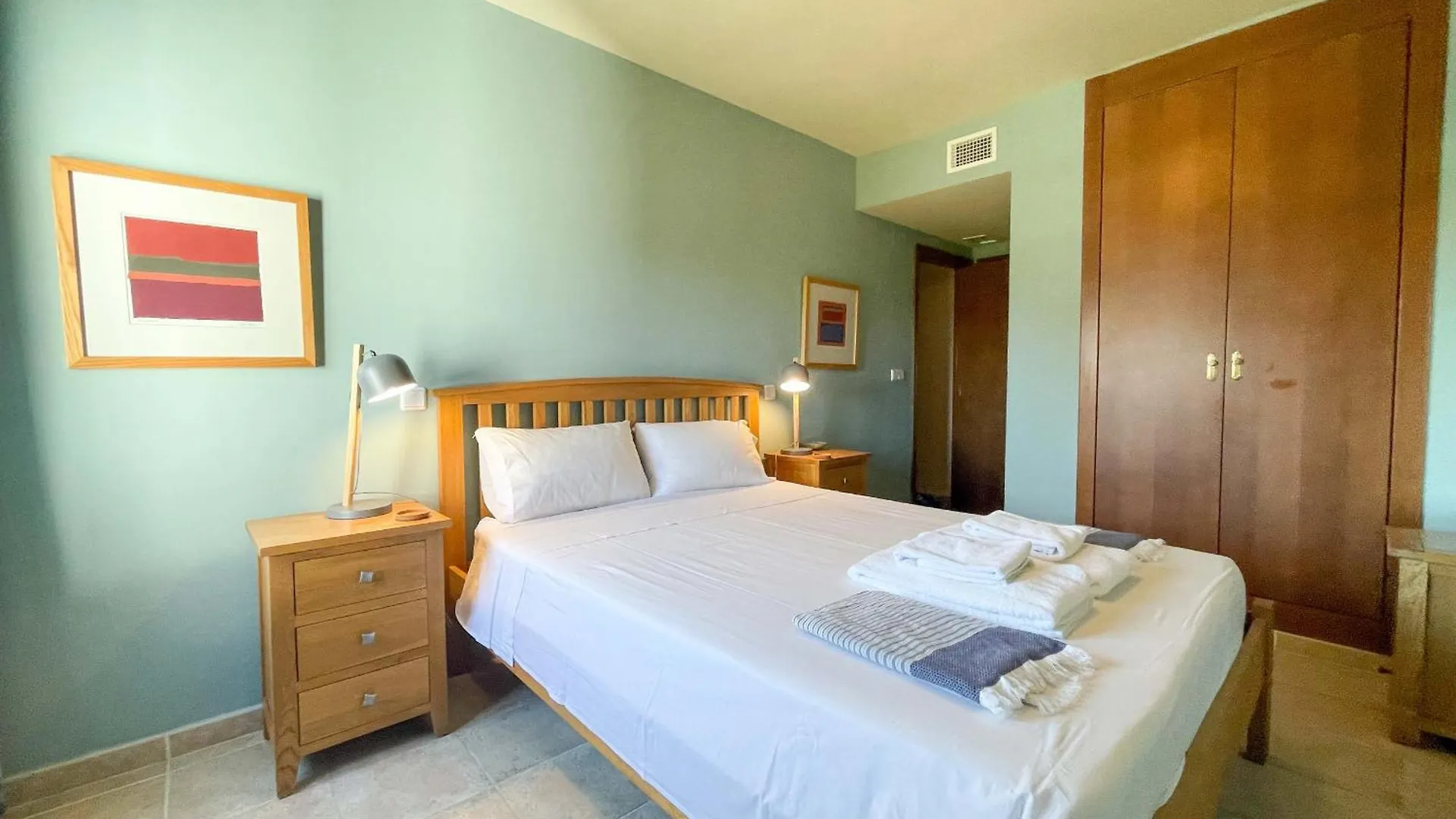 Bri02 Bright 2 Bedroom Apartment Ayamonte Spain