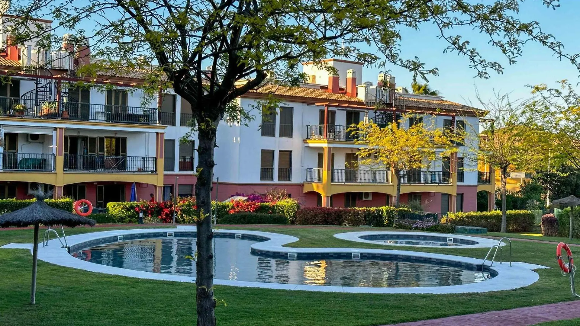 Bri02 Bright 2 Bedroom Apartment Ayamonte